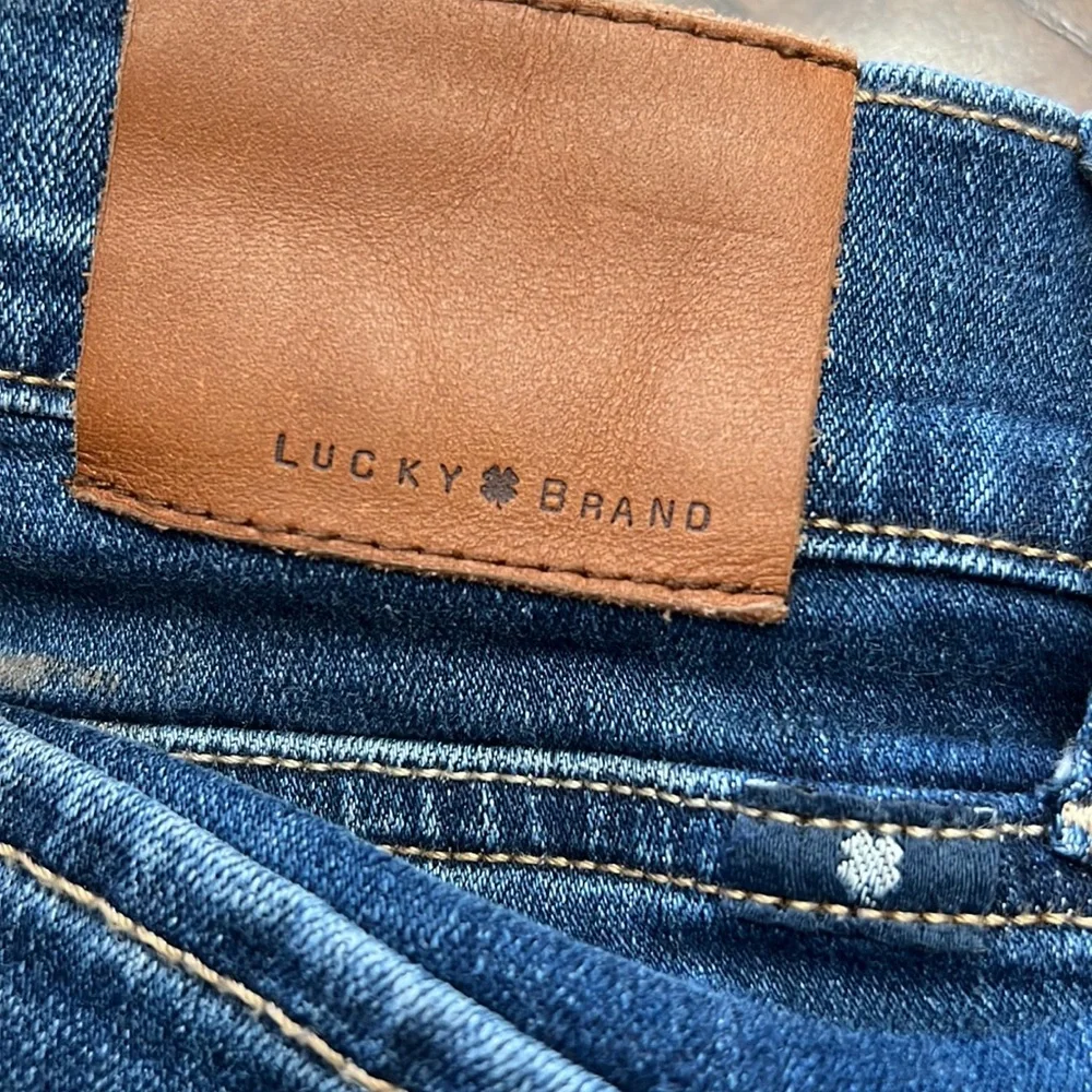 Lucky Brand Medium Blue Bootcut Jeans with Fading size 4/27 - Picture 3 of 5